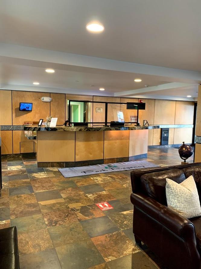 Park Regency Hotel Park City Exterior foto